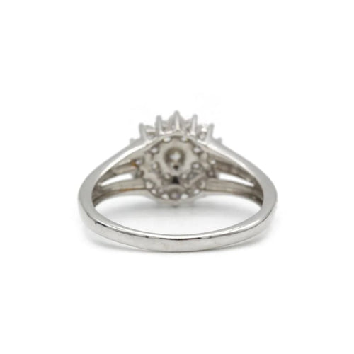 Bague 54 Bague en or blanc 750‰ sertie de diamants 58 Facettes 1056