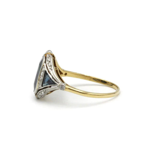 Bague 54 Bague en or 750, saphirs et diamants 58 Facettes 1169