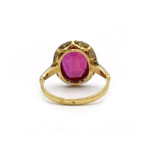 Bague 53 Bague en or jaune et or blanc, rubis synthétique et diamants 58 Facettes 1083
