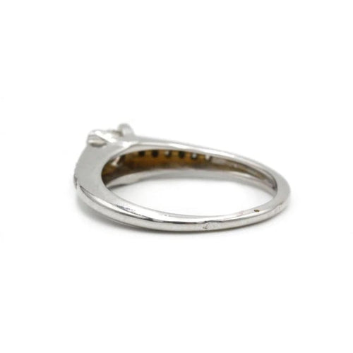 Bague 54 Bague en or blanc 750‰ et diamants 58 Facettes 1099
