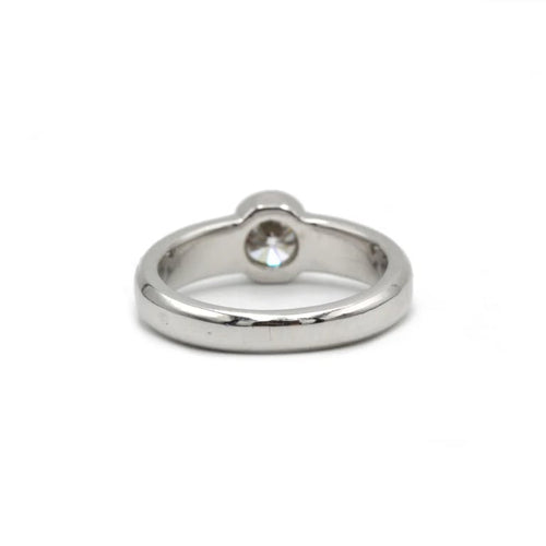 Bague 52 Bague solitaire - Diamant taille brillant en or blanc 750 58 Facettes 1081