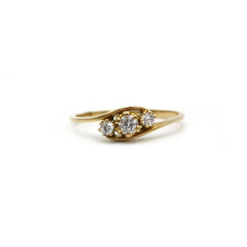 Bague 51 Bague en or jaune 750‰ et diamants 58 Facettes 1132