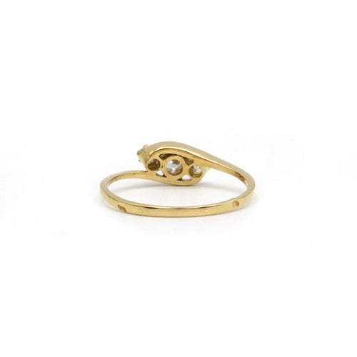 Bague 51 Bague en or jaune 750‰ et diamants 58 Facettes 1132