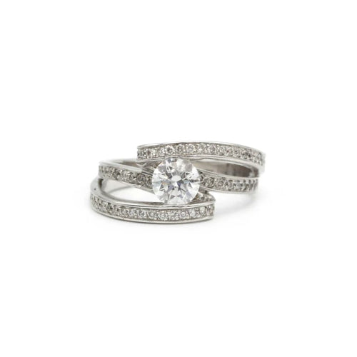 Bague 55 Bague en or blanc 18 carats et diamants 58 Facettes 1130