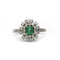 Bague 56 Bague marguerite en or blanc avec émeraude et diamants 58 Facettes 1219
