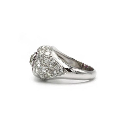 Bague 51 Bague Art déco des années 50 en platine, diamants et rubis calibrés 58 Facettes 1226