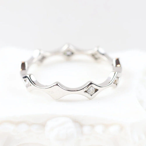 Bague 55 Bague en or blanc 18 carats sertie de diamants taille brillant 58 Facettes F131370