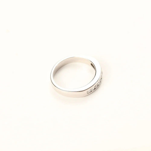 Bague 55 Alliance demi-éternité - Bague en or blanc 18 carats et diamants 58 Facettes 158/23