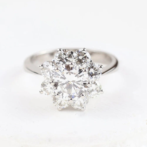 Bague 52 Bague rosette en or blanc 18 carats et diamants 58 Facettes 136043