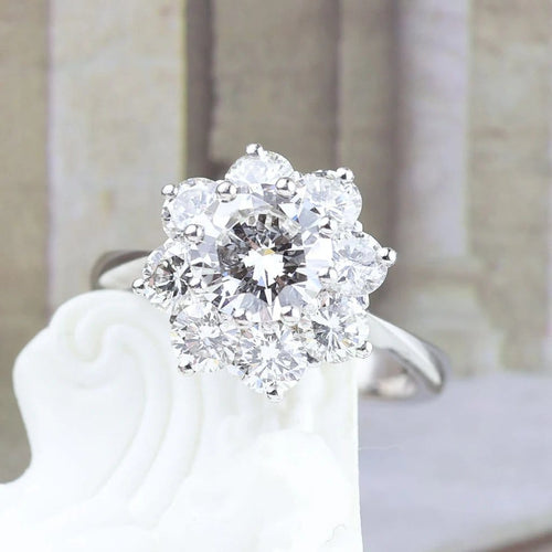 Bague 52 Bague rosette en or blanc 18 carats et diamants 58 Facettes 136043