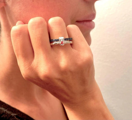 Bague 54 Pomellato Together - Bague en or blanc 18 carats et saphirs 58 Facettes