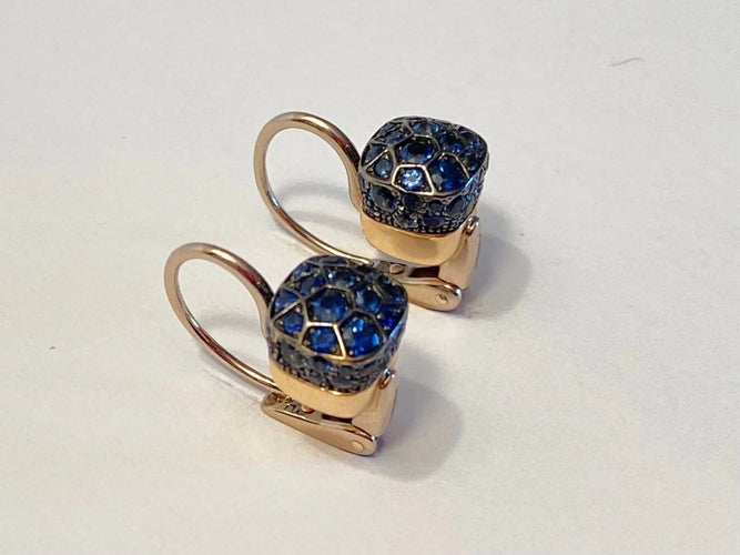 Boucles d'oreilles Pomellato Nudo - Boucles d'oreilles en or blanc et saphirs bleus 58 Facettes