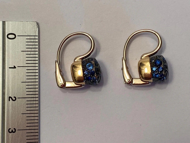 Boucles d'oreilles Pomellato Nudo - Boucles d'oreilles en or blanc et saphirs bleus 58 Facettes