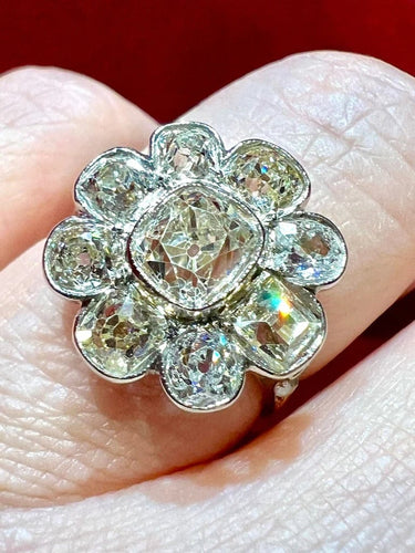 Bague 52 Bague en or 18 carats et diamants taille coussin 58 Facettes 7344 A