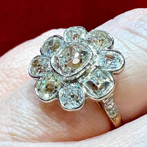 Bague 52 Bague en or 18 carats et diamants taille coussin 58 Facettes 7344 A