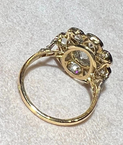 Bague 52 Bague en or 18 carats et diamants taille coussin 58 Facettes 7344 A