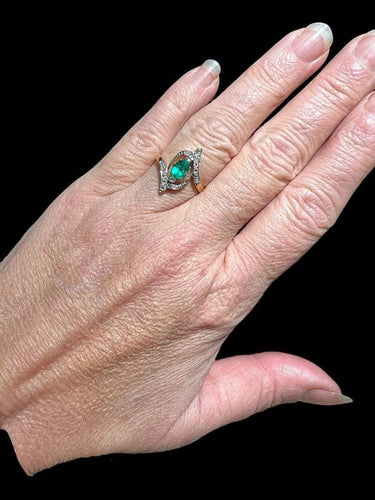 Bague 55 Bague émeraude et diamants taille ancienne en or jaune 18 carats 58 Facettes pa2c