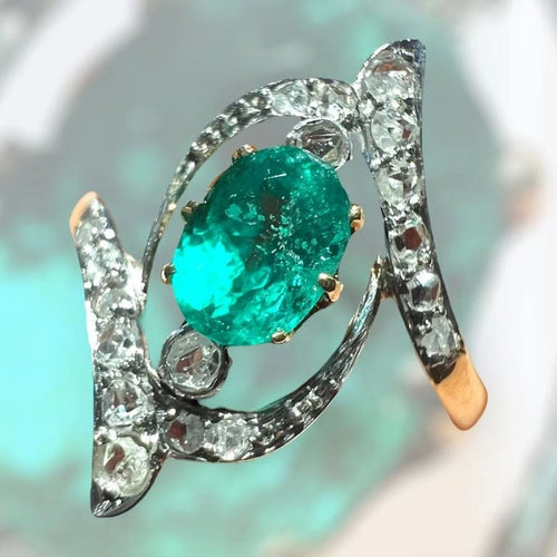 Bague 55 Bague émeraude et diamants taille ancienne en or jaune 18 carats 58 Facettes pa2c