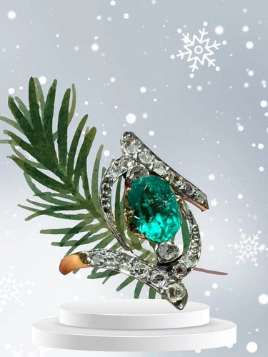 Bague 55 Bague émeraude et diamants taille ancienne en or jaune 18 carats 58 Facettes pa2c