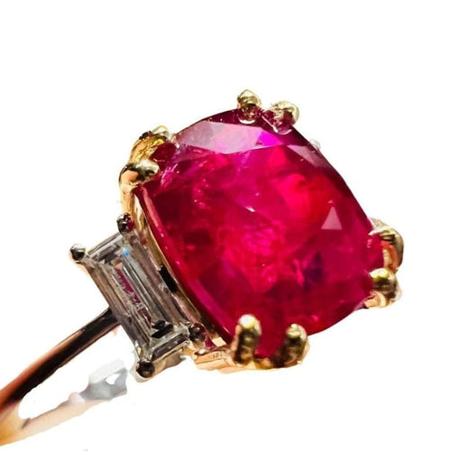 Bague 54 Bague rubis 3,17 ct et diamants en or jaune et or blanc 58 Facettes 7533 A