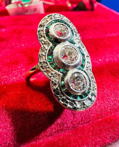 Bague 53 Bague marquise fin XIXe siècle en or jaune 18 ct, diamants et émeraudes 58 Facettes 7807 A
