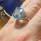 Bague 53 Bague en or blanc 18 carats avec topaze bleue 9,08 ct et diamants 58 Facettes 7815 A