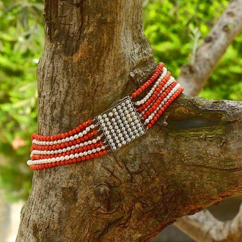 Collier Talisman - Collier de chien en or blanc 18k avec perles et corail 58 Facettes 172