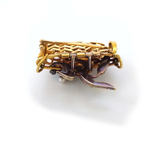 Broche Broche panier XIXe siècle en or jaune 18k, diamants et perles 58 Facettes 74