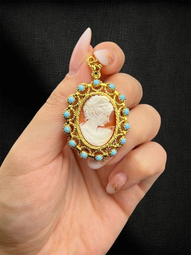 Pendentif Caméo « Gouttes de la mer » - Pendentif en or jaune et perles turquoise 58 Facettes