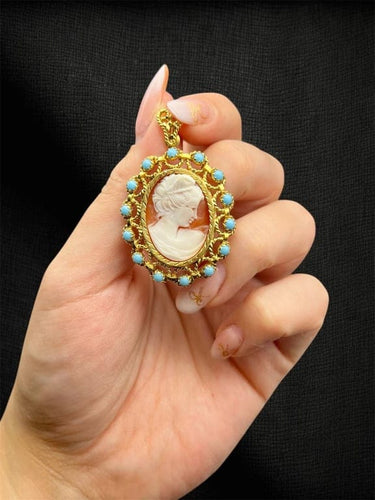 Pendentif Caméo « Gouttes de la mer » - Pendentif en or jaune et perles turquoise 58 Facettes