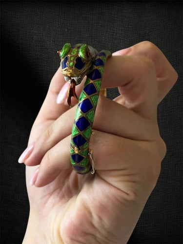 fdb387bd-fbd0-4332-ffc4-209c6da2ab00