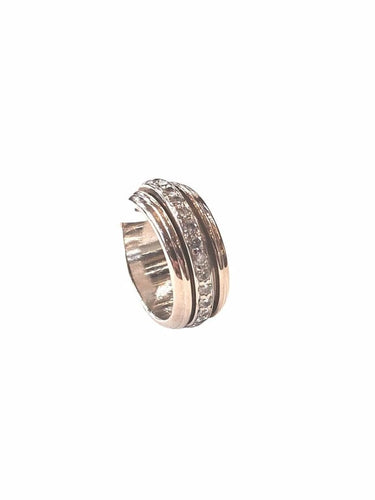 Bague 52 Piaget Possession - Bague en or blanc 18 carats et diamants 58 Facettes 18212/3335