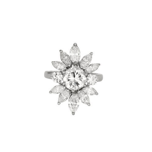 Bague 49.5 Bague fleur oblongue en or blanc 18k et diamants 58 Facettes 31300497