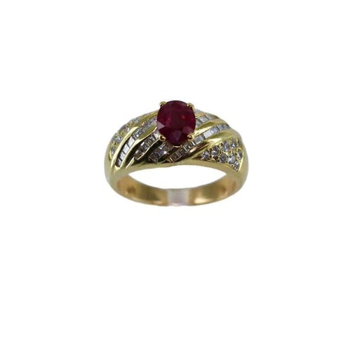 Bague 59 Bague torsadée en or jaune 18 carats avec rubis et diamants 58 Facettes