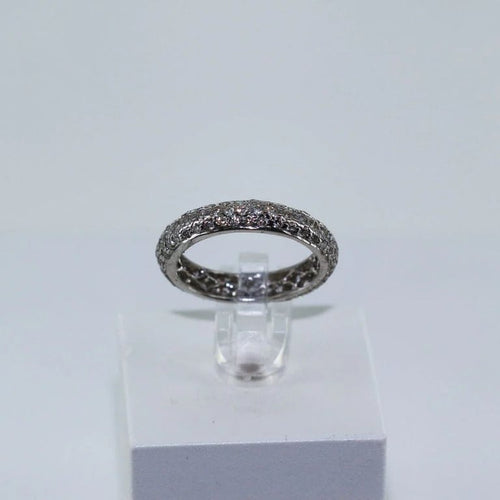 Bague 53 Alliance tour complet en or gris 18 carats sertie de diamants 58 Facettes