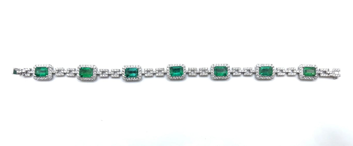 Bracelet Bracelet rivière en or gris 18 carats, émeraudes et diamants 58 Facettes