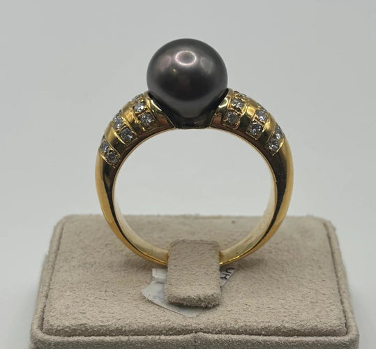 Bague 63 Bague perle de Tahiti et diamants en or jaune 18 carats 58 Facettes