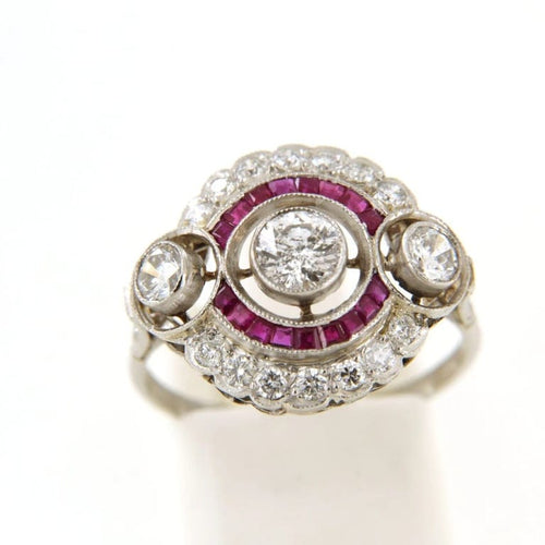 Bague 55 Bague Art déco en platine avec diamants et rubis calibrés 58 Facettes 6268b