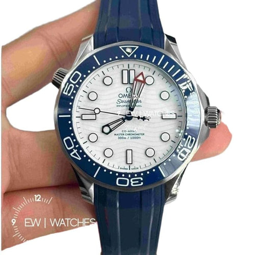 Montre OMEGA Seamaster Diver 300M - Montre 42 mm acier, cadran blanc 58 Facettes JDH