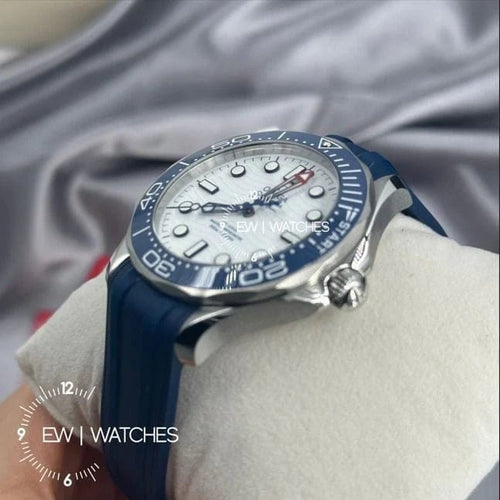 Montre OMEGA Seamaster Diver 300M - Montre 42 mm acier, cadran blanc 58 Facettes JDH