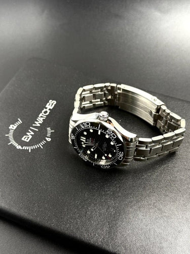 Montre OMEGA Seamaster Diver 300M - Montre 42 mm acier noir 58 Facettes JLS