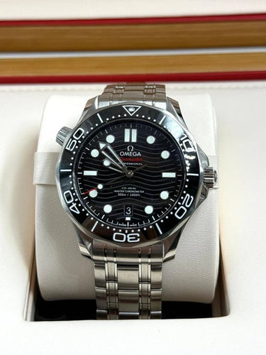 Montre OMEGA Seamaster Diver 300M - Montre 42 mm acier noir 58 Facettes JLS