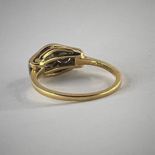Bague 51.5 Bague ancienne en or jaune 18k et or gris avec diamants 58 Facettes LOT 3570