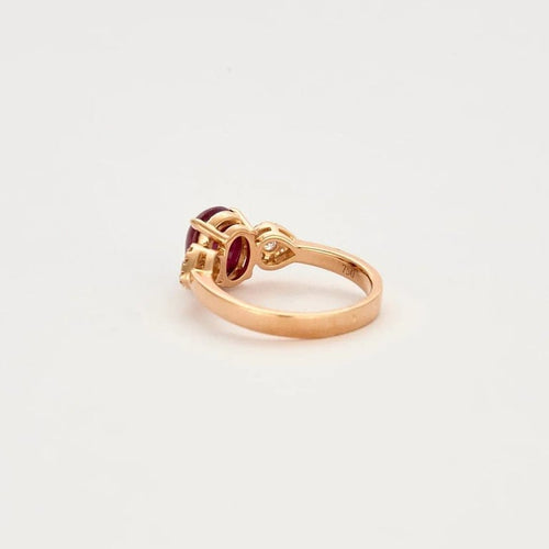 Bague 53 Bague en or rose 18K rubis birman et diamants 58 Facettes