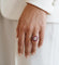 Bague 57 Bague en or jaune 750 et platine, diamants et rubis 58 Facettes