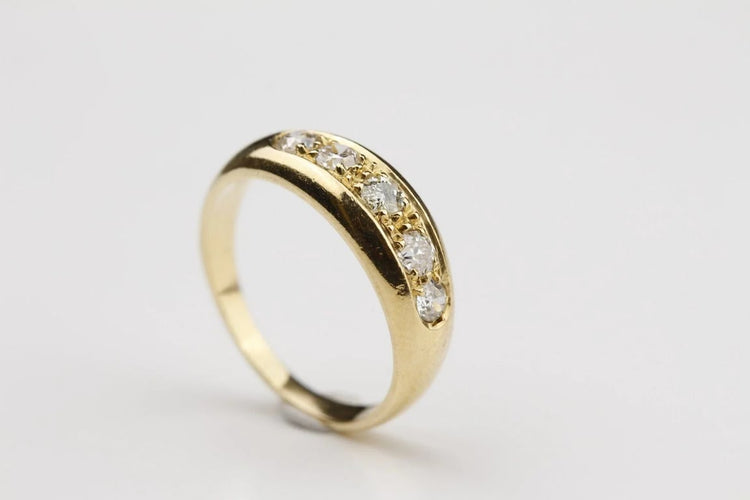 2cc17e13-1b86-4a74-e5e7-d3df2b4b2200