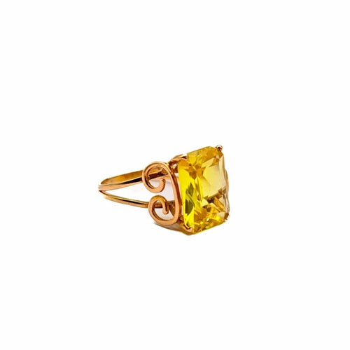 Bague 57 Bague en or jaune 18 carats et saphir jaune 58 Facettes