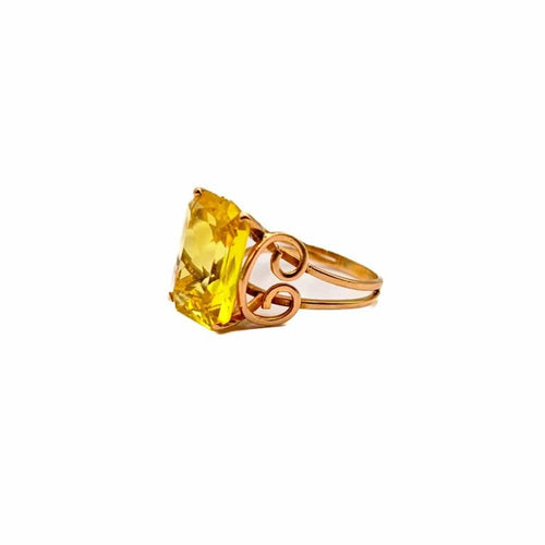 Bague 57 Bague en or jaune 18 carats et saphir jaune 58 Facettes