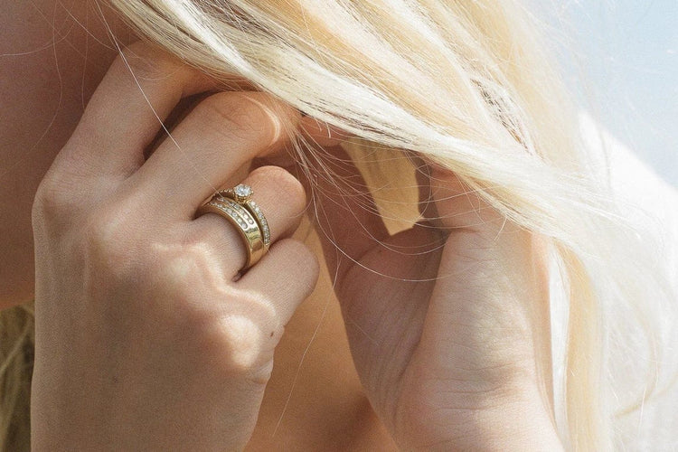 Bague 51 Bague double rangs en or jaune 18 carats et diamants 58 Facettes
