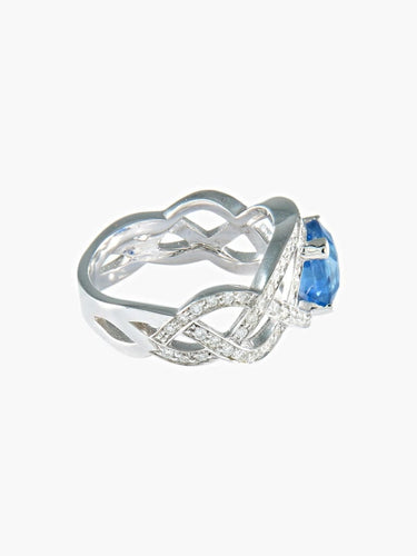 Bague 54 Bague entrelacée en or blanc et saphir 2,65 ct, diamants 58 Facettes 418 50066